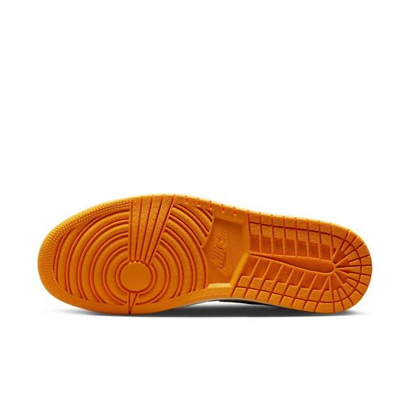 Jordan 1 retro taxi