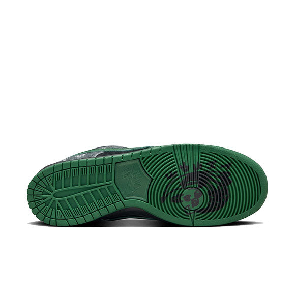 Nike sb dunk low There Skateboards