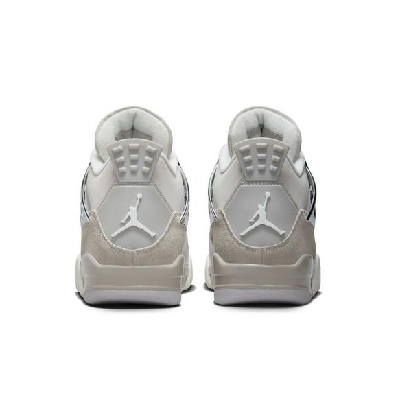 Jordan 4 frozen moments