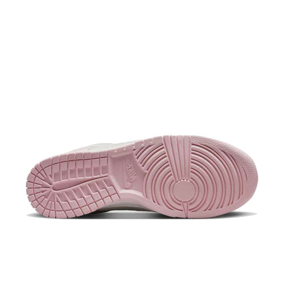 Nike dunk low women’s pink foam